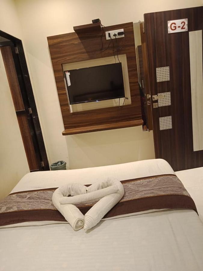 Hotel Ruby Mumbai Exterior foto